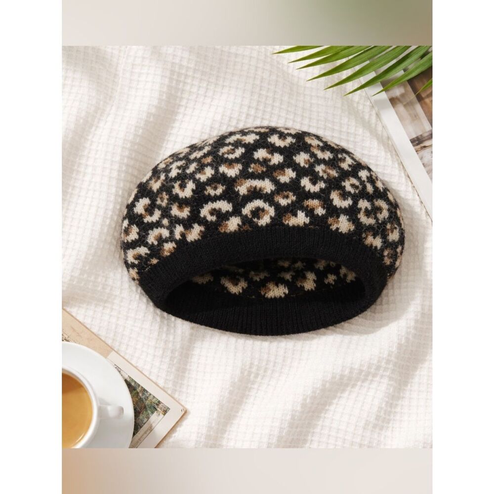 🛍️ Women’s Stylish Black Brown Rabbit Fur Wool rhinestone Beret NWT
